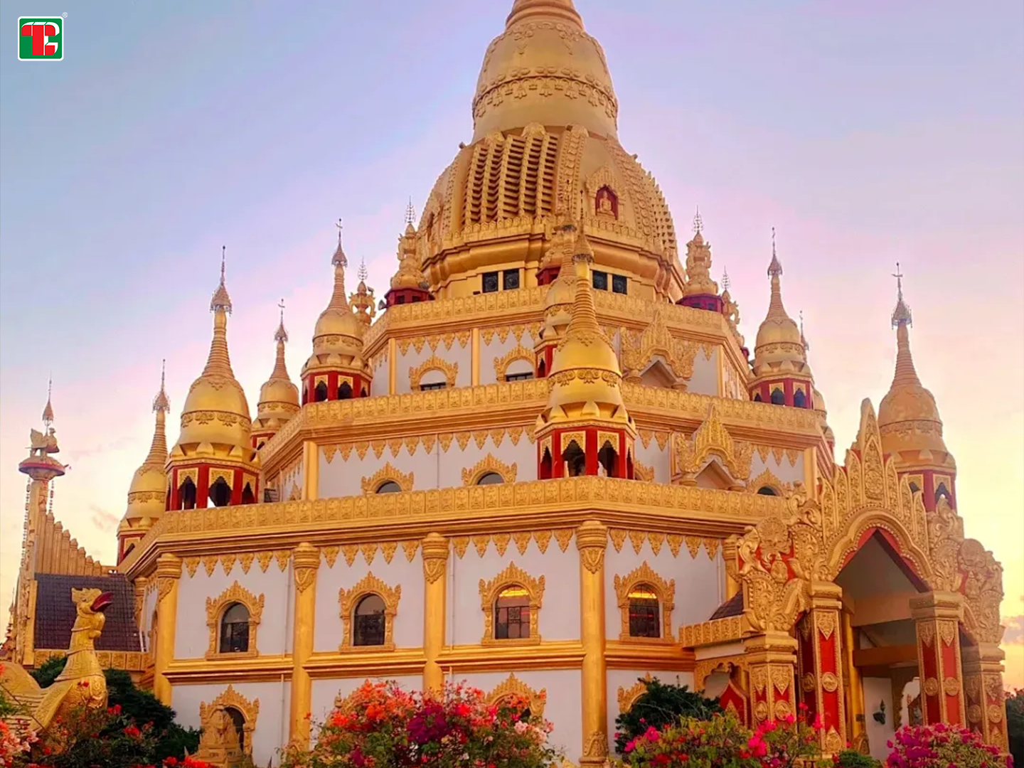 Golden Teak Palace i Thailand